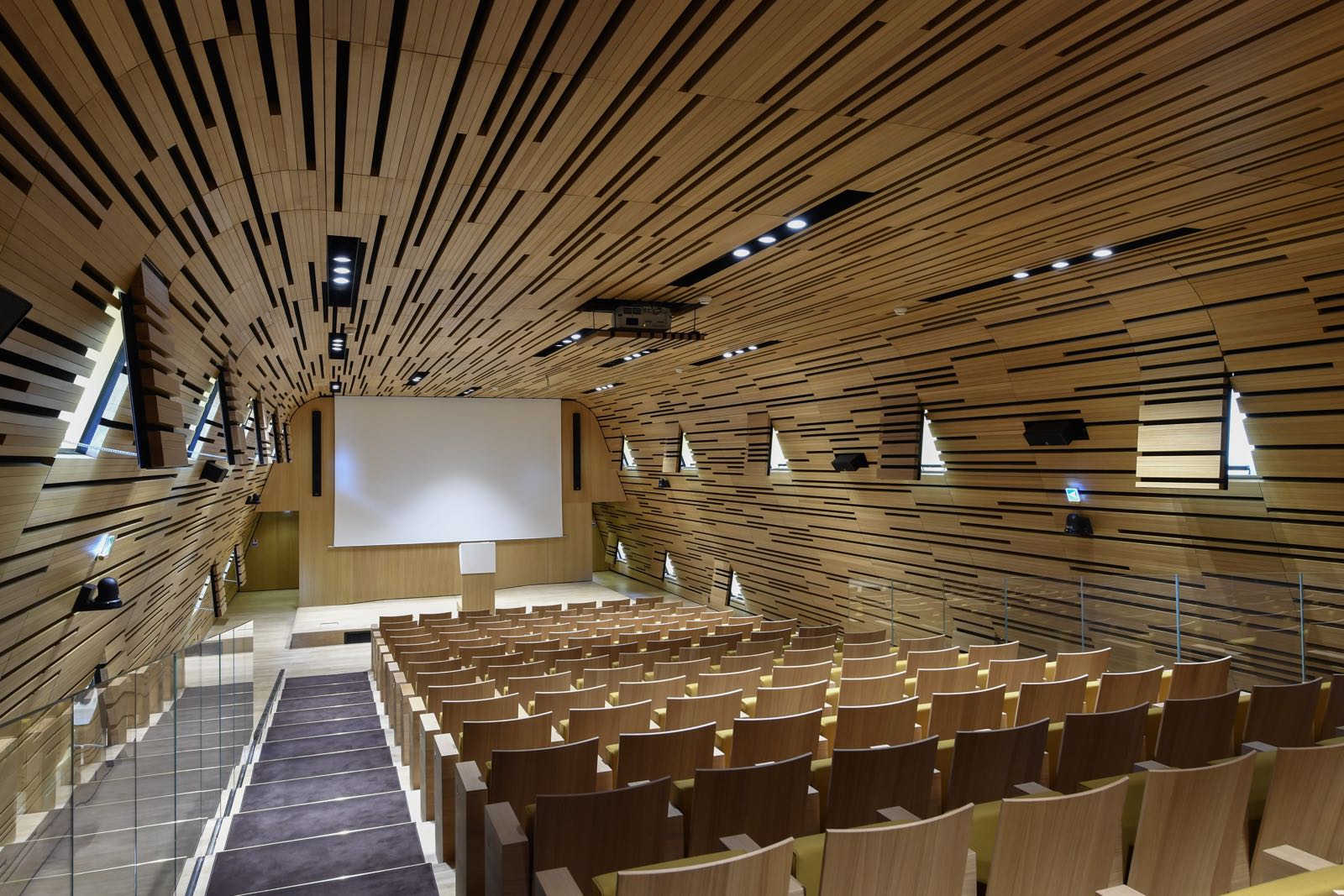 Lire la suite à propos de l’article Auditorium du Pavillon Dufour – Château de Versailles